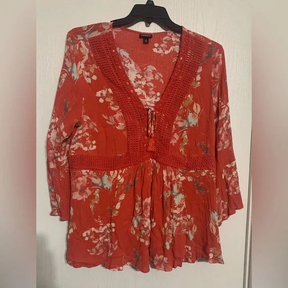 Torrid Floral Babydoll Top Blouse - Picture 2 of 4